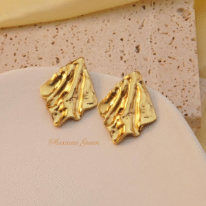 Minimalist Stainless Steel Stud Earrings – Individual Style - Image 1