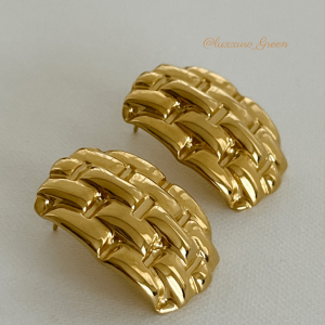 Textured Pattern Gold Earrings - Image 3