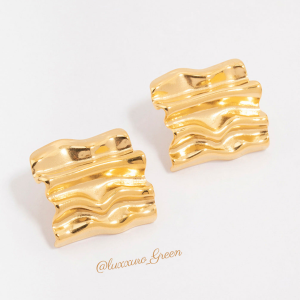 Pleated Weave Gold Stud Earrings - Image 1